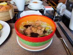 -大中华希尔顿酒店-念自助餐·嗨啤·小龙虾