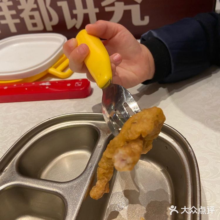 融创茂的海洋世界玩好，都下午2点了
