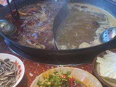 -赵美丽·重庆社区火锅·直营店(火车东站·中豪国际店)