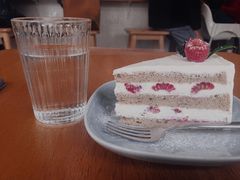 -三花屋 Mihhanaya