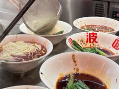 -周小波重庆小面·重庆名小吃(邹容路店)