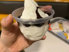 巧克力圣代-麦当劳(中山八路店)