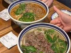 -云阿蛮云南生烫牛肉米线(奉贤路店)