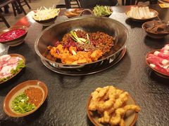 -渝井巷重庆老火锅(沈阳吉祥店)
