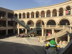 -王府井奥莱临潼小镇(临潼店)