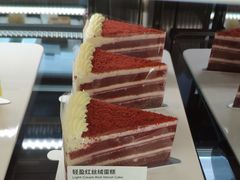 轻盈红丝绒蛋糕-Seesaw Coffee(西岸凤巢店)