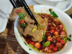 雪花牛肉-拾下卜卜贝•海鲜火锅