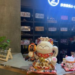 -Kraemer Paris  苏豪路易士·嘉玛发廊