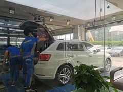 -龙膜耐卡汽车贴膜改装旗舰店(火车南站店)