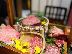 -山川小町·极番烧肉(新地假日广场店)