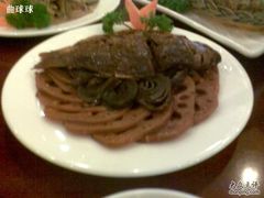 酥鱼和闷藕-鸢飞潍坊菜馆(鸢飞大酒店)