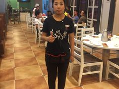 -闫府私房菜(经四路万达店)