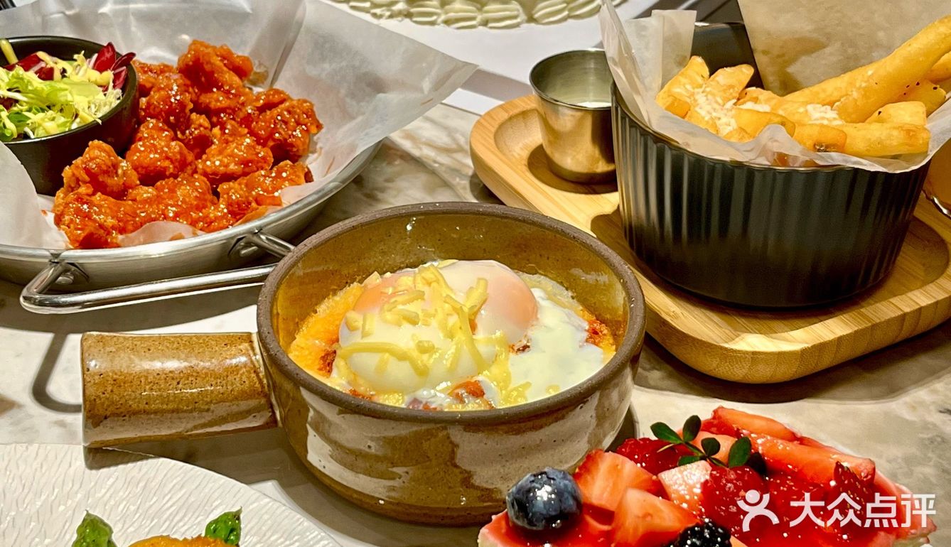 氛围💯西餐厅，太适合约会了🥰拍照一绝‼️