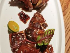 蜜汁焗小排-弄堂里·寻味杭州(湖滨银泰in77C区店)