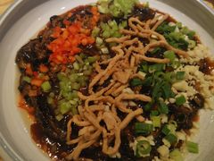 老妈扒茄子-小镇大厨新概念复合中餐厅(万达广场大连高新店)