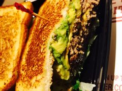 圣塔芭芭拉经典牛肉特堡-The Habit Burger Grill 哈比特汉堡(复兴soho店)