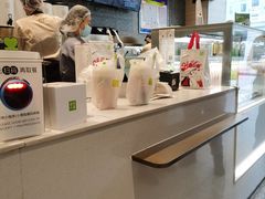 -奈雪的茶(百盛店)