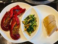 -金陵饭店 56F 家·海鲜火锅餐厅