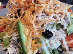 金枪鱼牛油果沙拉-炙柒Sekinana·精致料理 烧鸟·铁板烧(海上世界店)