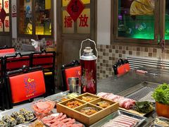 -马路牙子烧烤音乐酒馆(望京店)