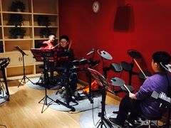 -IN-SHOW音秀音乐艺术中心 架子鼓钢琴(大宁校区)