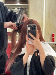 -PE SALON