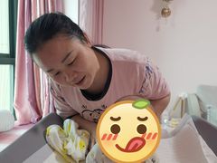 -鲸鱼妈妈月嫂/育婴师定制