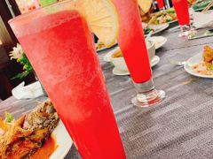 -Dash Teak House