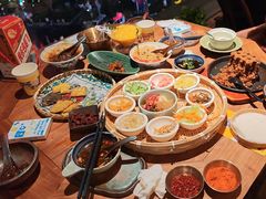 -包整·丝娃娃(一览甲秀楼风景店)