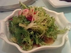 桃仁拌苦菊-红城阁·上海味道(四平路店)