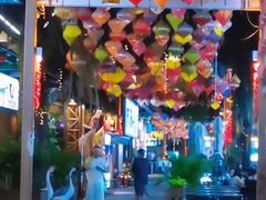 -三亚湾红树林度假酒店美食街