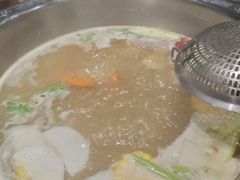-乡土黄·鲜牛肉火锅·小龙虾(兴业街店)