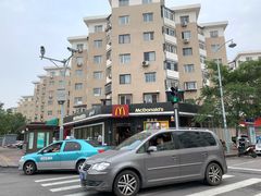 -麦当劳(王顶堤店)