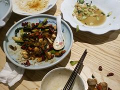 -荷花亭·湖北融合菜(十堰武商MALL店)