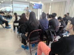 -爱尔乐美孕产瑜伽·普拉提