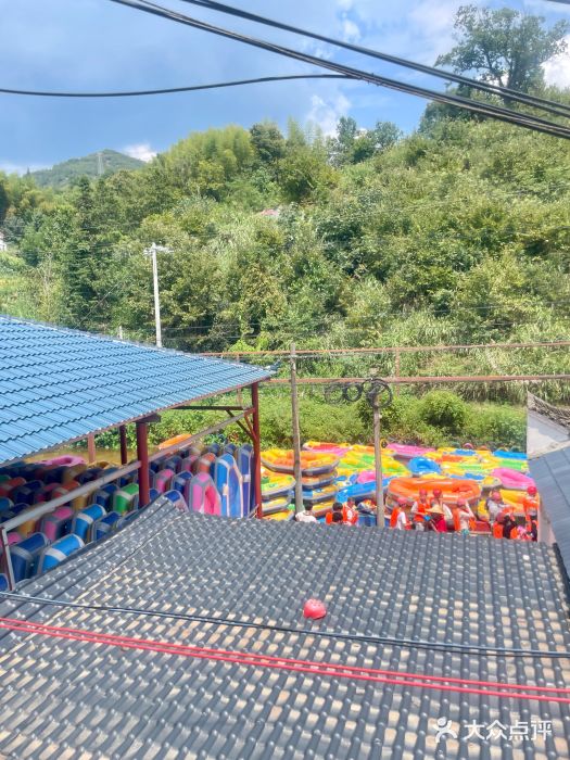 天景山漂流图片