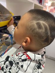 -星咔萌StarCamo儿童剪发(芳圆里IDMALL品牌形象店)