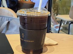 -星巴克臻选(莘庄仲盛店)