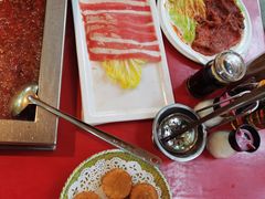 -二荆条·蜀鲜汇城市森林火锅