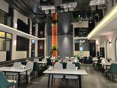 -何适山庄 ·可团建(水长城P2停车场店)