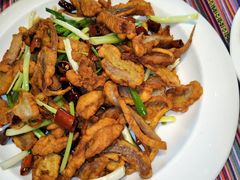 -香巴拉云南餐厅(华莱坞店)