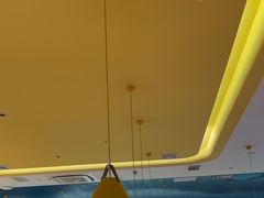 -小鱼小牛(世欧广场店)