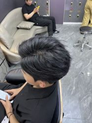 -藤野造型烫染·漂发