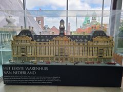-De Bijenkorf百货公司