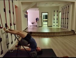 -成都阿难陀艾扬格瑜伽中心