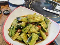 手拍黄瓜-村夫烤鱼·重庆鸡公煲(杨思店)