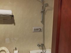 -东方海天酒店(渔人码头景区第二海水浴场店)