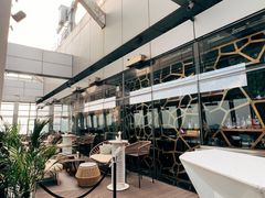 -OZONE 顶楼酒吧(香港丽思卡尔顿酒店)