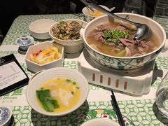 -渔语鱼新川菜Bistro(万象天地店)