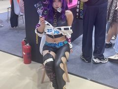 -上海跨国采购会展中心